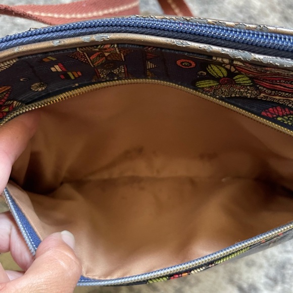 Sakroots Flora Rainbow Floral Crossbody Canvas Strap - Picture 3 of 9